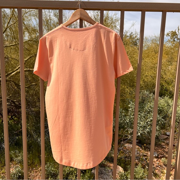 ⬇️NWT Free Planet Curve Hem Slim Fit Mens Shirt Color Moscato Size M - Picture 5 of 10